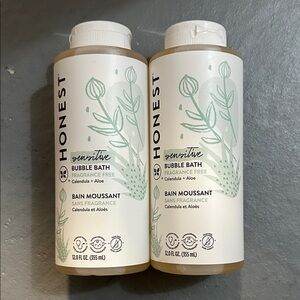 NEW 🆕 lot of two Honest Fragrance free Sensitive Bubble Bath